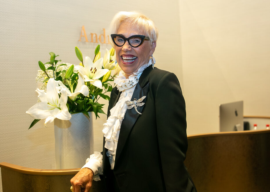 A arquiteta Karin Moraes conferiu as novidades do setor (Foto: Lenara Petenuzzo/Divulga&ccedil;&atilde;o)