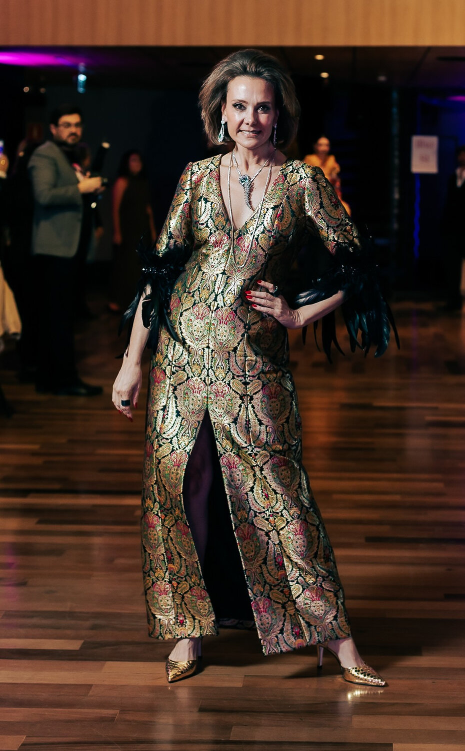 Fab&iacute;ola Rohde Lopes com participa&ccedil;&atilde;o marcante no desfile da grife Veiga Lima & Gatelli (Foto: Franco Corr&ecirc;a/Divulga&ccedil;&atilde;o)