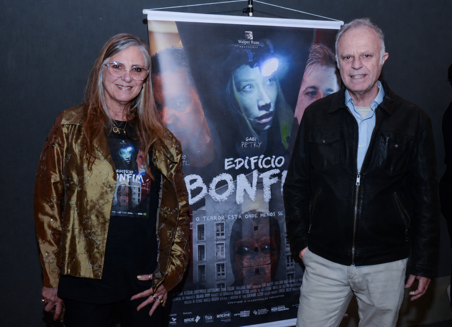 A diretora do filme Ligia Walper e o cineasta Beto Sousa na sess&atilde;o especial (Foto: Fernanda Davoglio/Divulga&ccedil;&atilde;o)