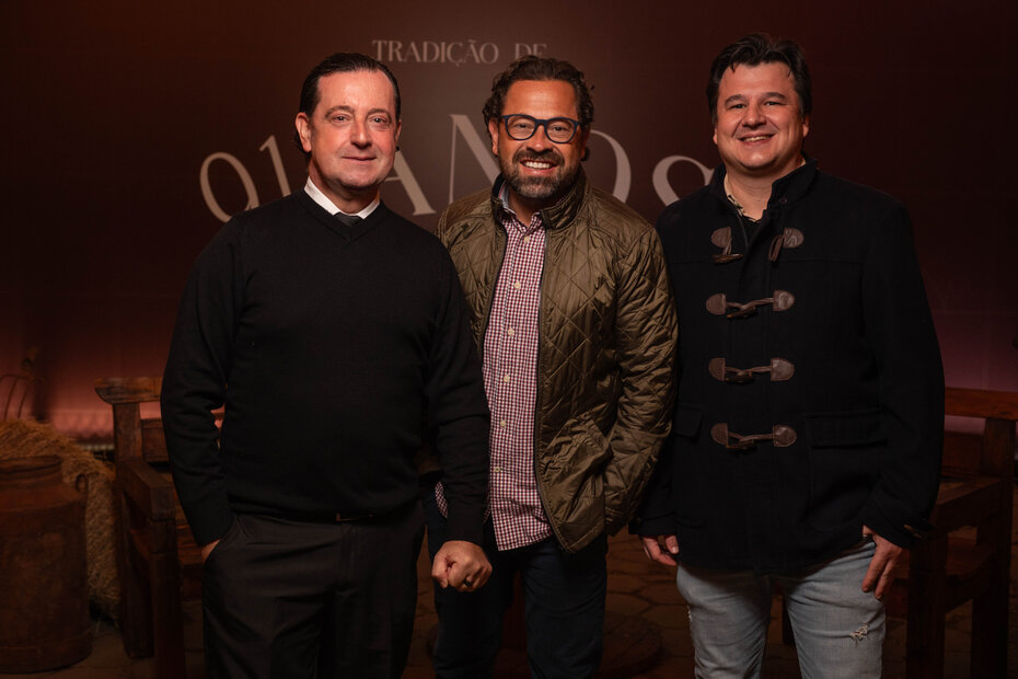 Eduardo Santos, Adelar Kleinert e Marcelo Fogaça na noite festiva em Esteio (Foto: Estúdios Combo/Divulgação)