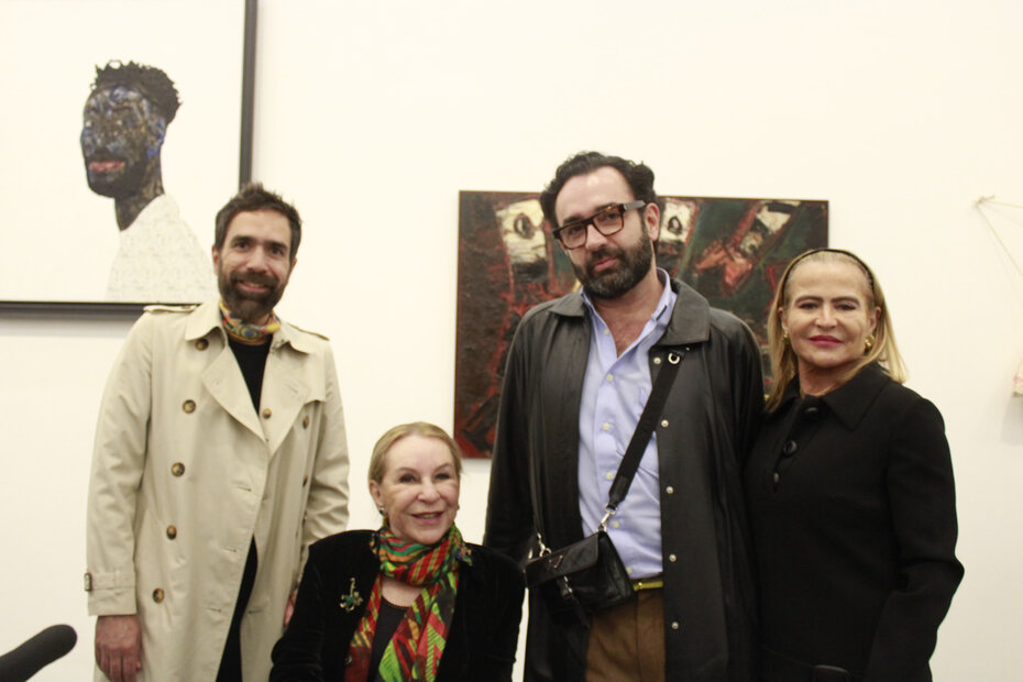 Pablo Ug&aacute;, Hilda de Souza, Bernardo de Souza, o festejado curador da mostra, e Bernadete Bestane (Foto: Igor Dreher/Divulga&ccedil;&atilde;o)