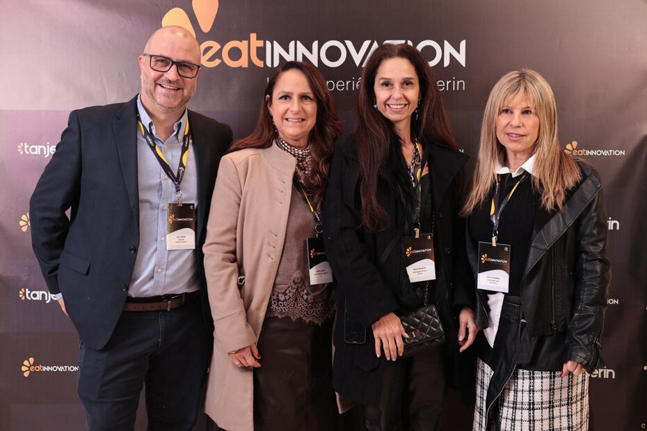 Júlio Rocha, CEO da Vant Work, a nutricionista Clarice D’Mutti, Maria Refinetti, CEO do Encouraçado Butikin, e a nutricionista Stela Giacobini no importante encontro em São Paulo (Foto: Divulgação)