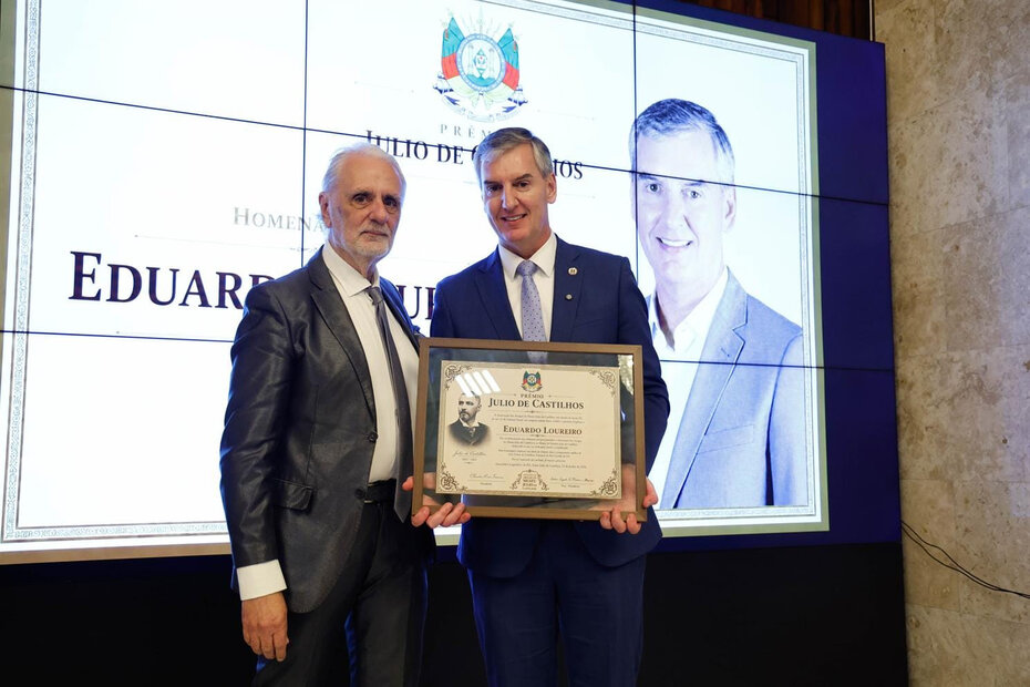 Antonio Medeiros e Albuquerque com o deputado Eduardo Loureiro (Foto: Divulga&ccedil;&atilde;o)
