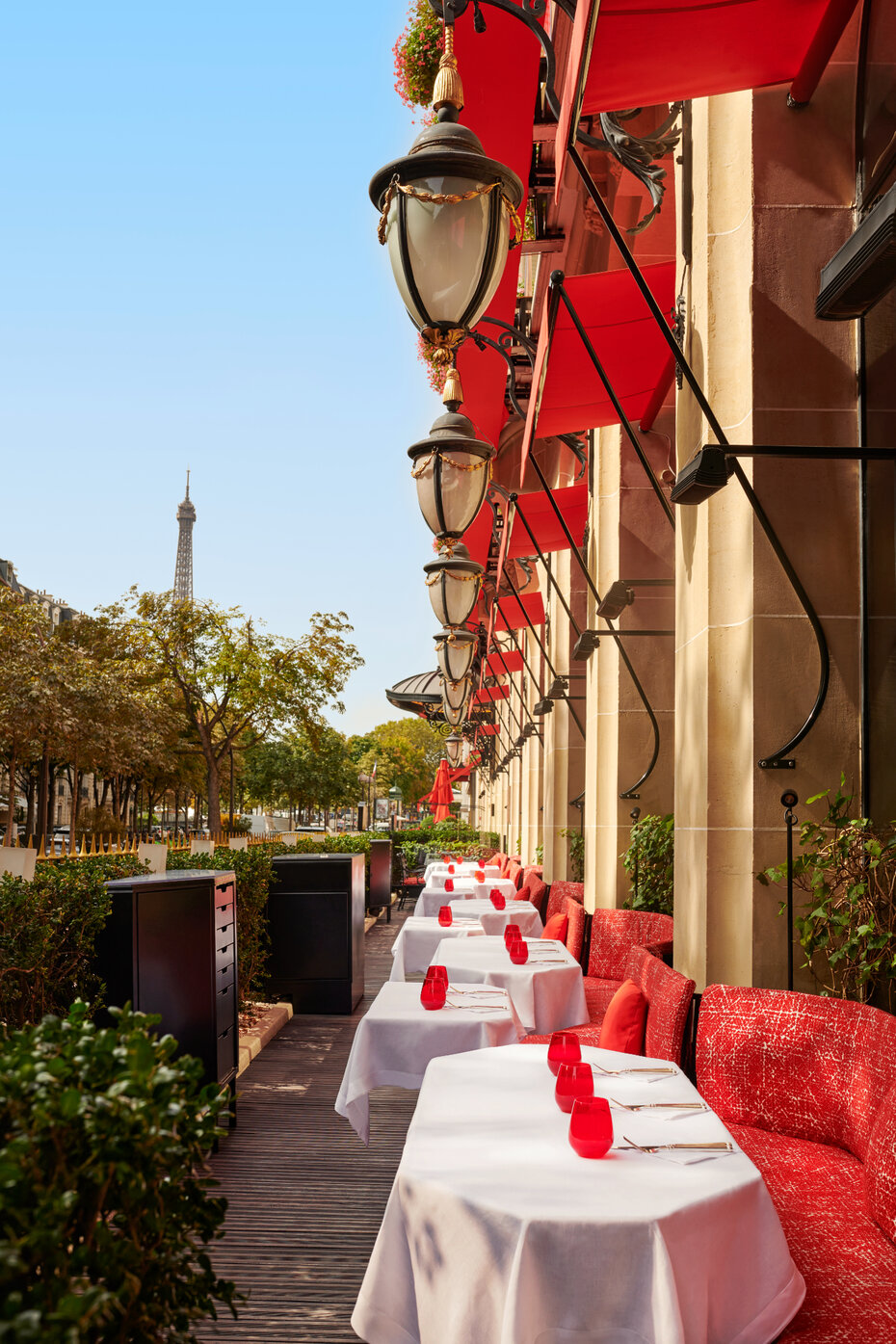 A Torre Eiffel vista do La Terrasse Montaigne (Dorchester Collection/Divulga&ccedil;&atilde;o)