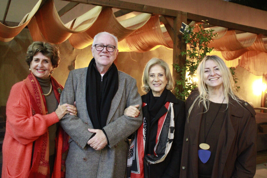 Suzana Vellinho Englert, Balduíno Tschiedel, Ana Bertuol e Katty Christ na noite de lançamento (Foto: Igor Dreher/Divulgação)