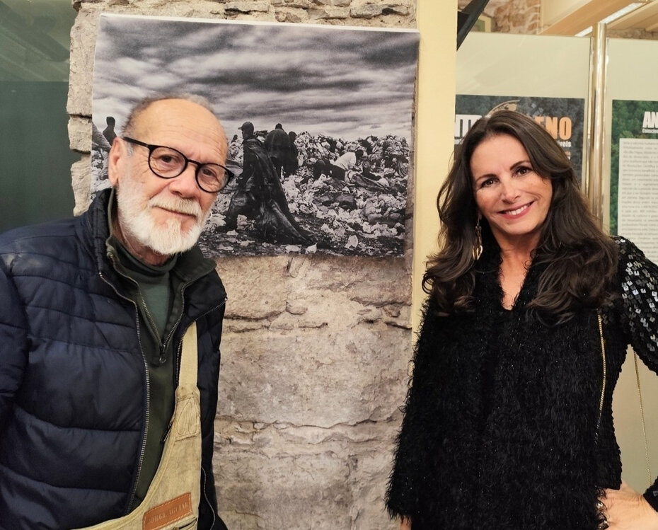 O fotógrafo Jorge Aguiar e Ivana Werner (Foto: Zezé Carneiro/Divulgação)