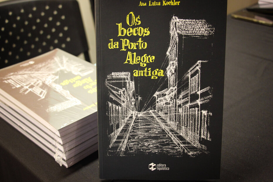 O livro &eacute; resultado da disserta&ccedil;&atilde;o de mestrado da ilustradora (Foto: Ana Paula T&aacute;vora/Divulga&ccedil;&atilde;o)