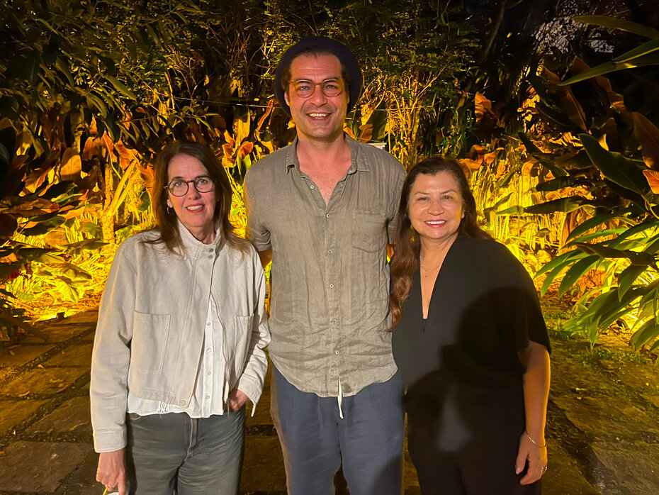 Martha Medeiros, Thiago Lacerda e Roseni Kohlmann no painel da Casa da Feira do Livro de Porto Alegre (Foto: Divulga&ccedil;&atilde;o)