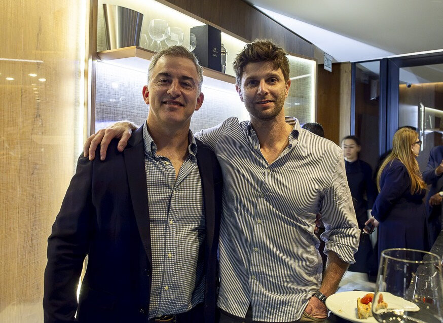 Marcelo Sanvicente com o enólogo Fernando Bosner (Foto: Jean Savedra/Divulgação)