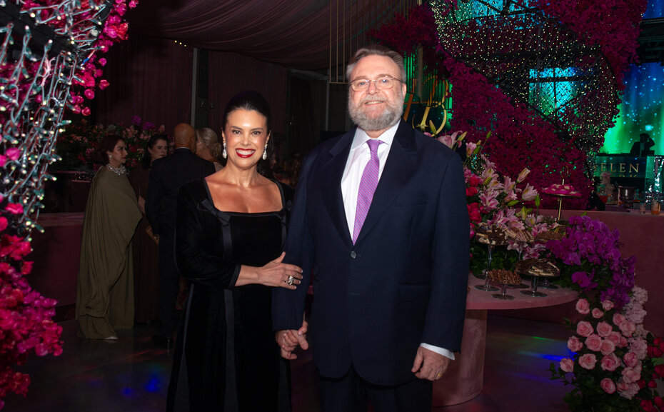 Deborah Costa Lunardi e Alexandre Lunardi na bonita celebração (Foto: Evandro Leal/Divulgação)