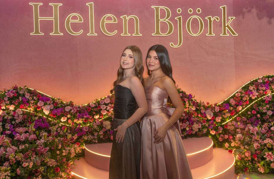 Graciosidade: Violeta Guinle e Lara Bauer (Foto: Evandro Leal/Divulgação)