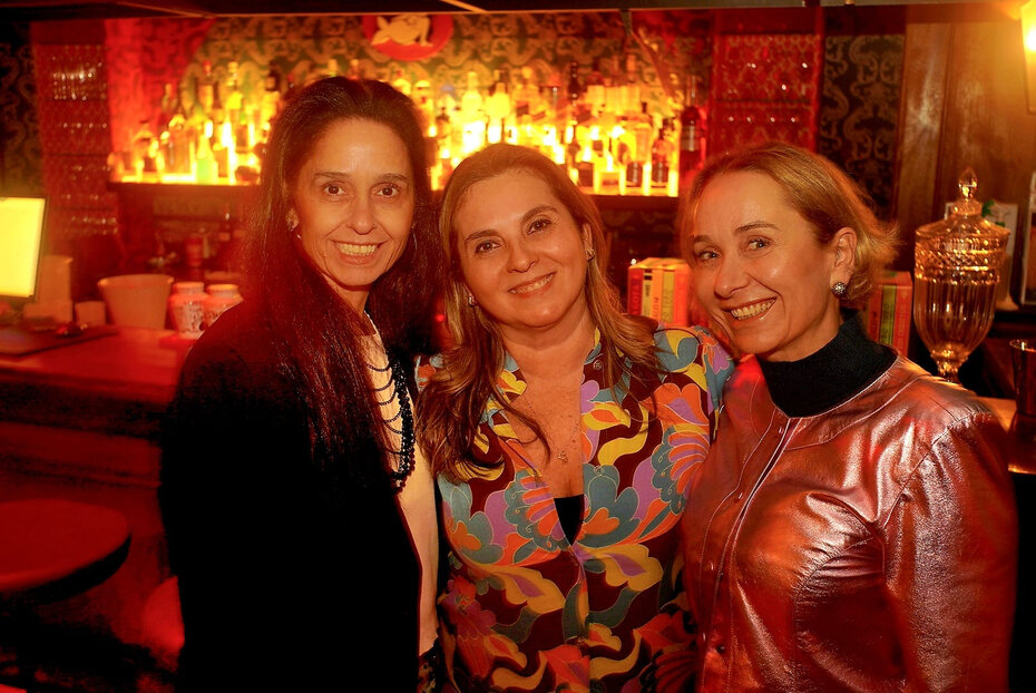 Maria Refinetti, Lalá Coradini e Sofia Refinetti Teixeira no Encouraçado Butikin (Foto: Duda Alvares/Divulgação)