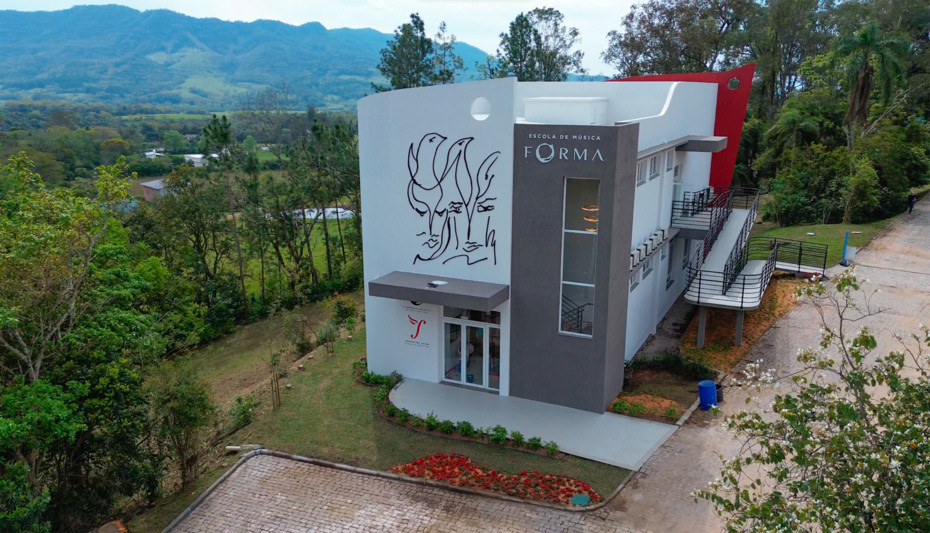 : Prédio tem capacidade para abrigar até 200 pessoas (Foto: Fundação Antonio Meneghetti/Divulgação)