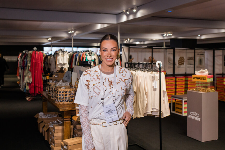 Claudia Bartelle comemora o grande sucesso da iniciativa que bateu novo recorde de arrecada&ccedil;&atilde;o (Foto: Ale Pinho/Divulga&ccedil;&atilde;o)
