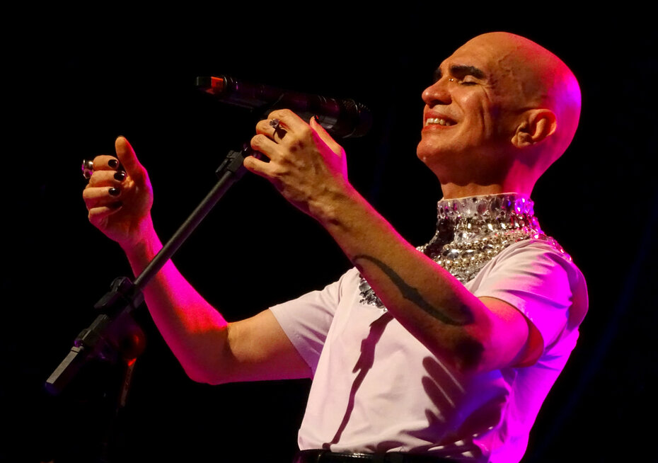 Edson Cordeiro se apresenta esta semana em Porto Alegre (Foto: Marcelo Castelobranco/Divulga&ccedil;&atilde;o)