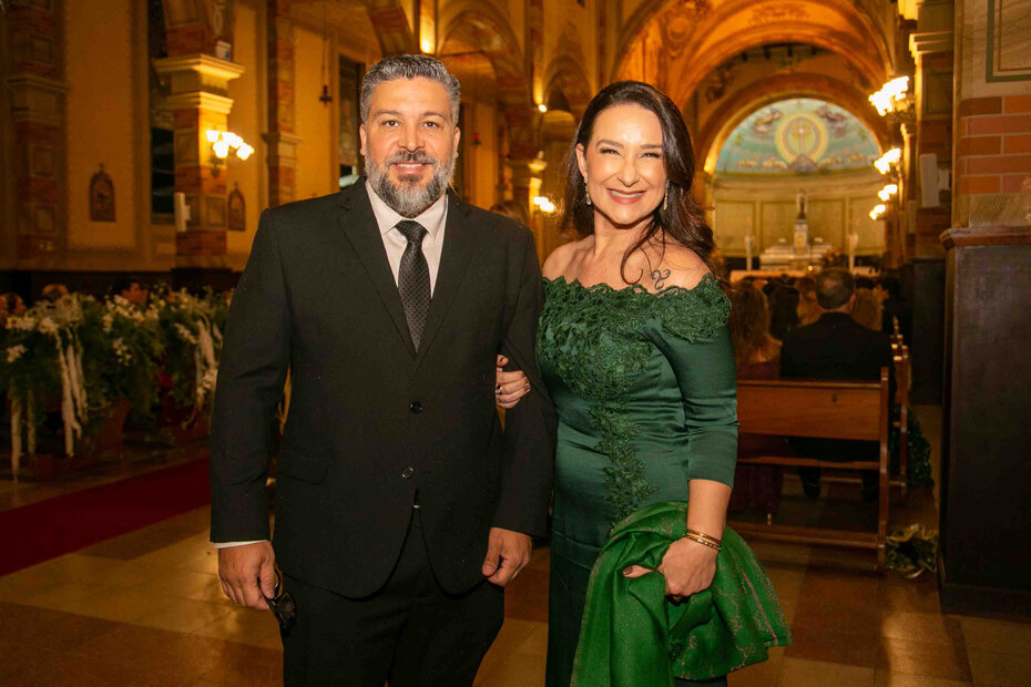 Juliano Santos e Laura Schirmer (Foto: Lenara Petenuzzo/Divulgação)
