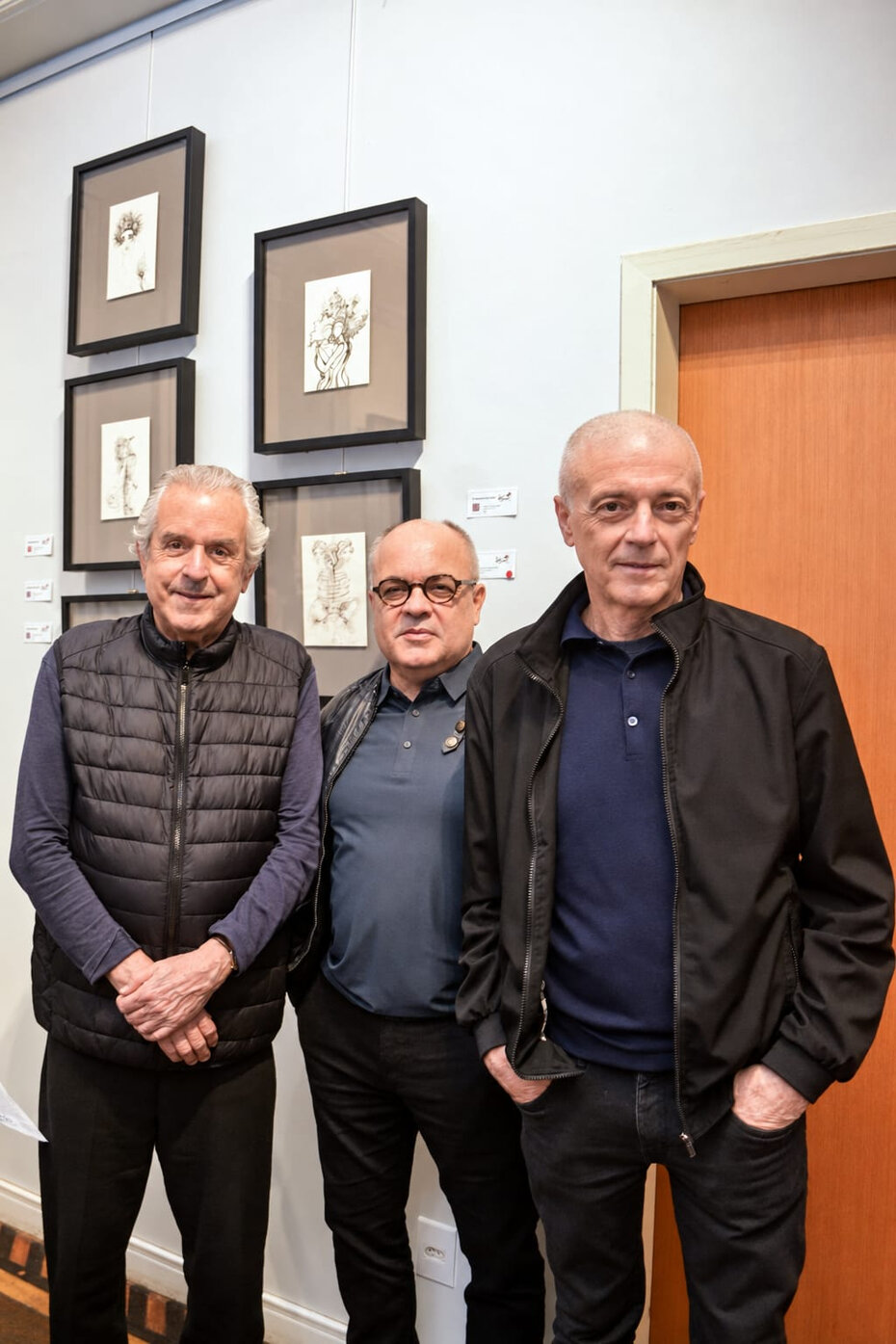 Paulo Amaral, Nilton Santolin e Gilberto Perin conferiram a mostra (Foto: Rodrigo Gruner/Divulgação)